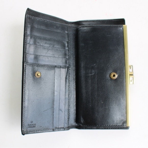 Gucci Vintage Rare Long Bifold Black Leather Clutch Wallet Signature GG Kisslock - Picture 4 of 11